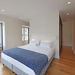 Flh Clerigos Luxury דירה