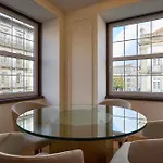 Flh Clerigos Luxury * Porto